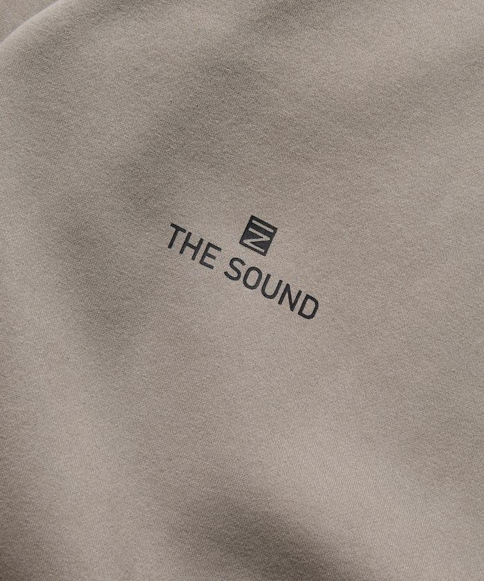 寬鬆版型 單點刺繡 後背印花 下襬抽繩 圓領衛衣