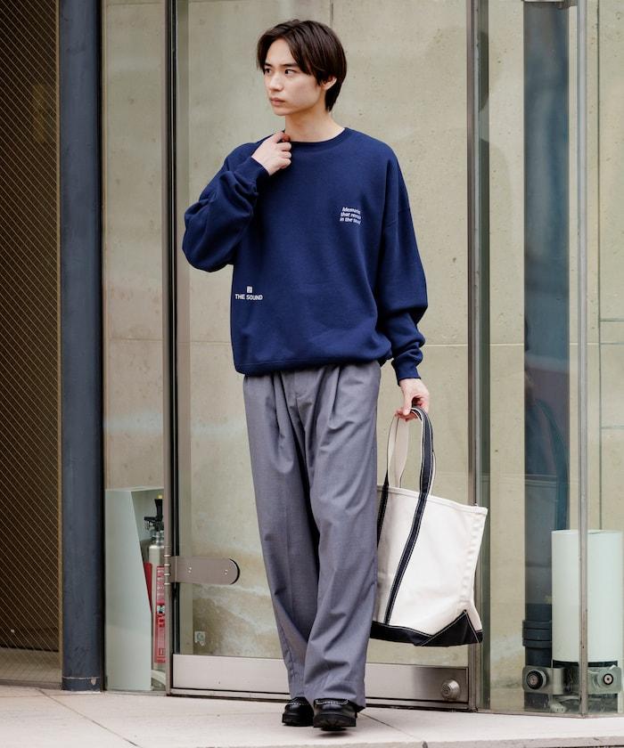 寬鬆版型 單點刺繡 後背印花 下襬抽繩 圓領衛衣