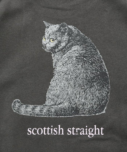 寬鬆版型背面印花圓領衛衣 / Look Back CAT