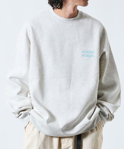 寬鬆版型背面印花圓領衛衣 / Look Back CAT