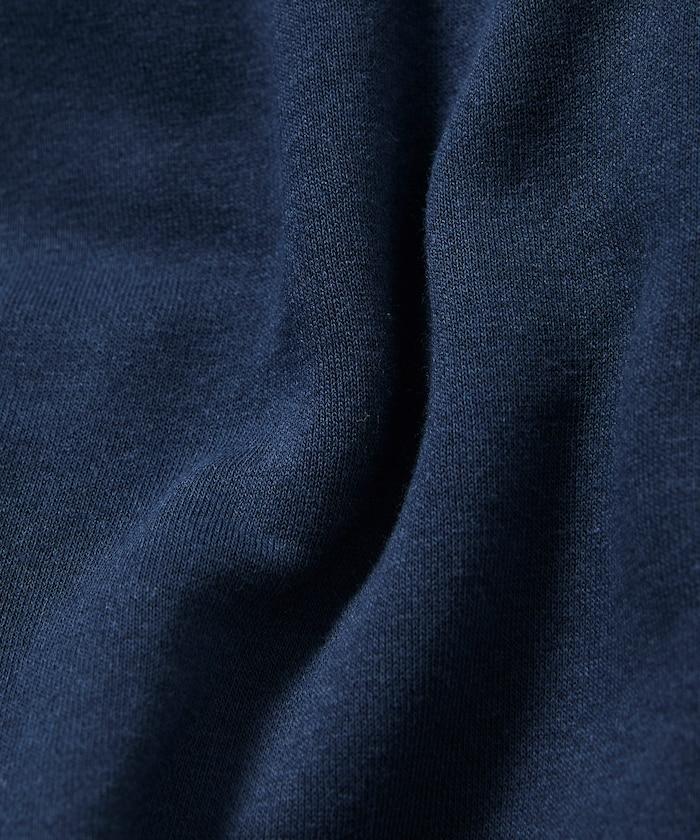 寬鬆版型背部印花圓領衛衣