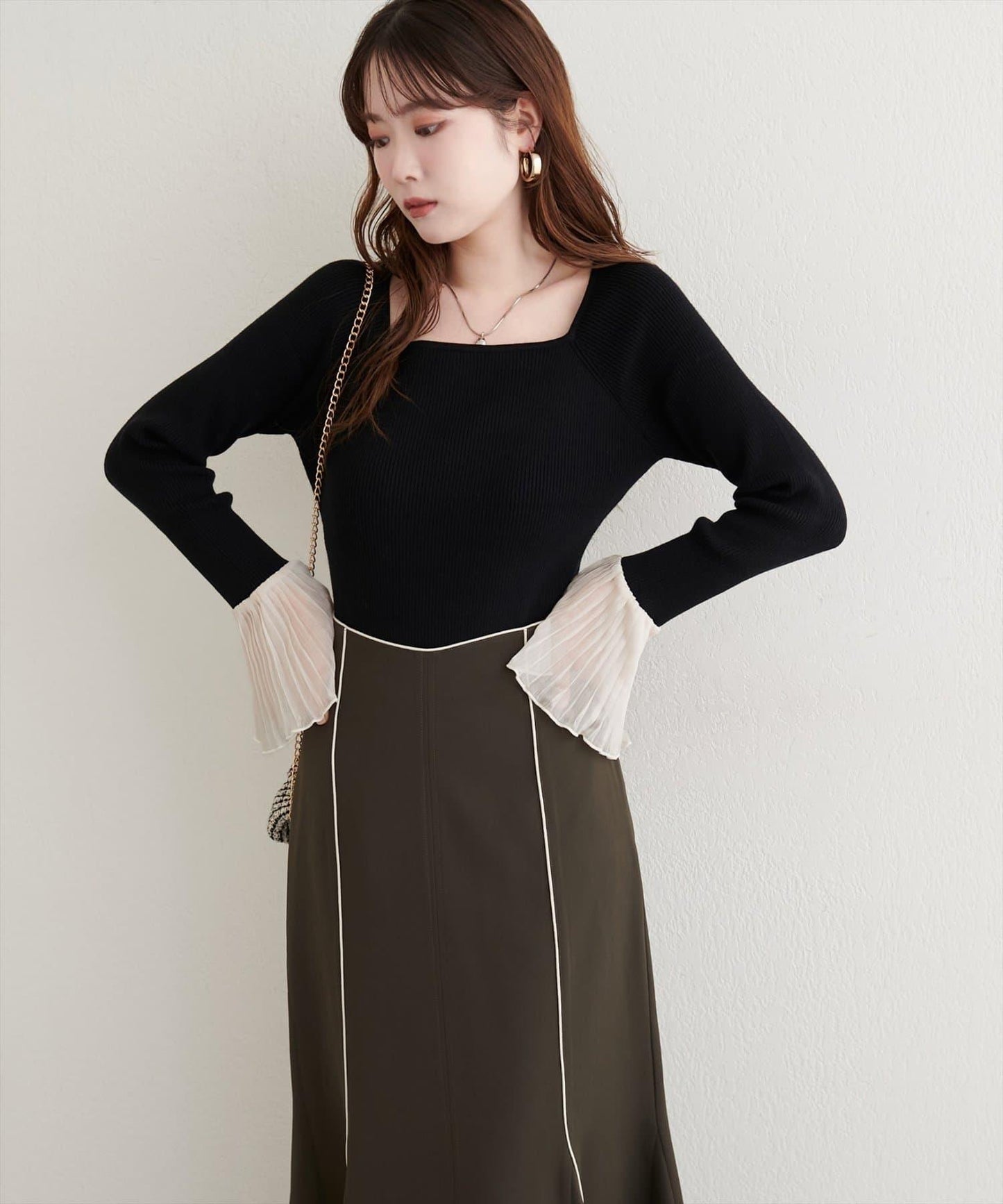 荷葉邊袖針織衫