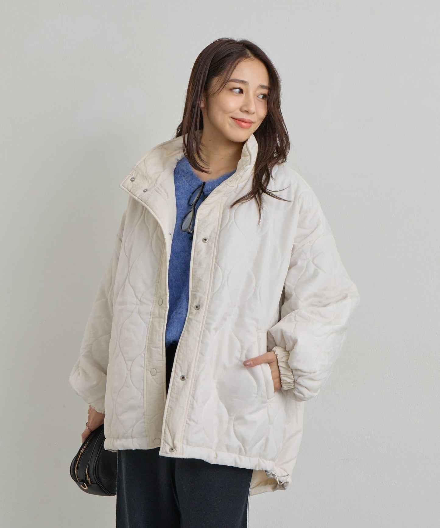 可多種搭配穿著的可雙面穿立領羽絨外套