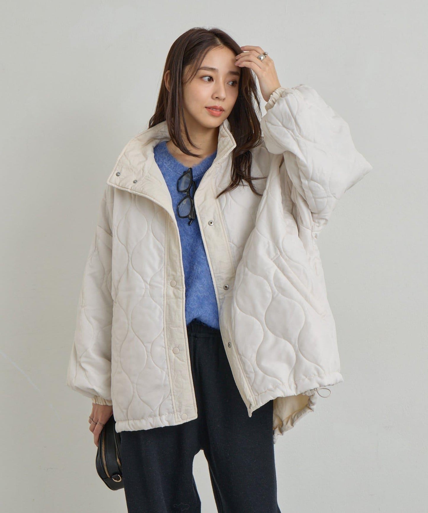 可多種搭配穿著的可雙面穿立領羽絨外套