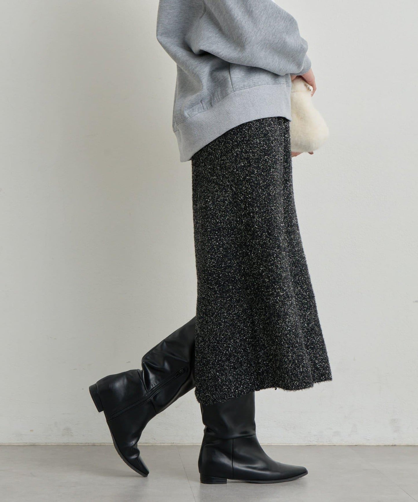 增添華麗感薄膜亮片針織修身半身裙