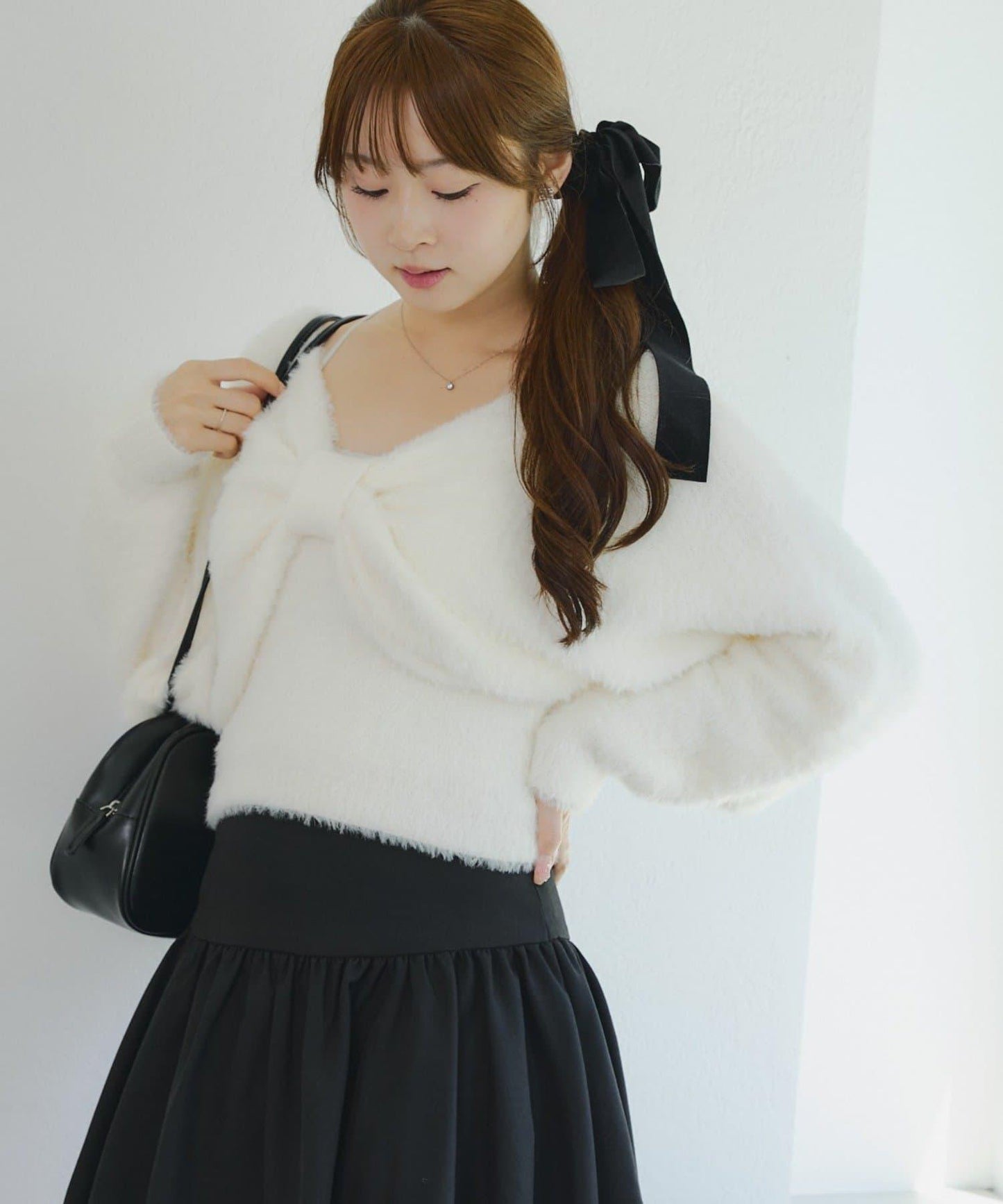 【2件套】吊帶+蝴蝶結羽毛針織衫