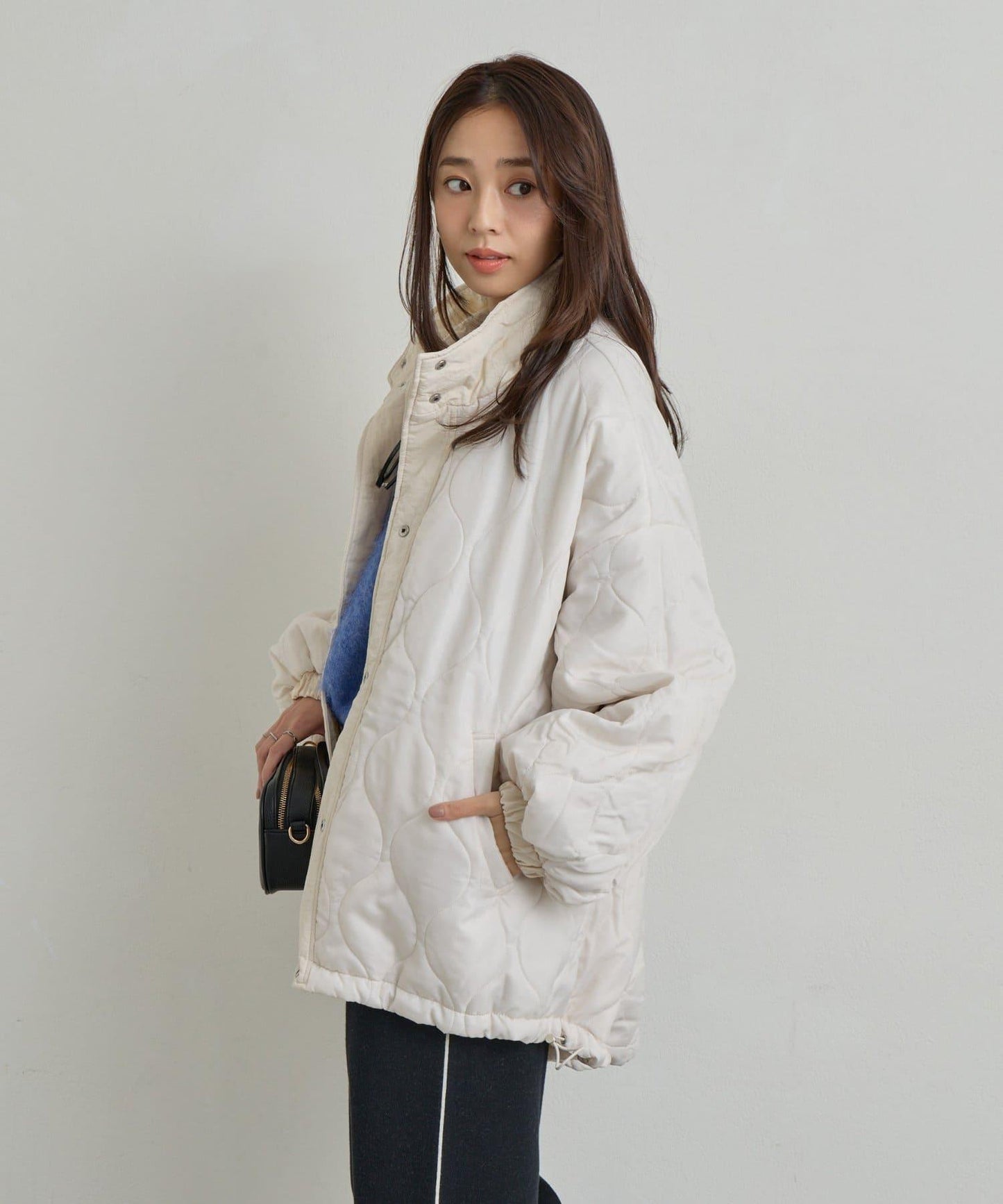 可多種搭配穿著的可雙面穿立領羽絨外套