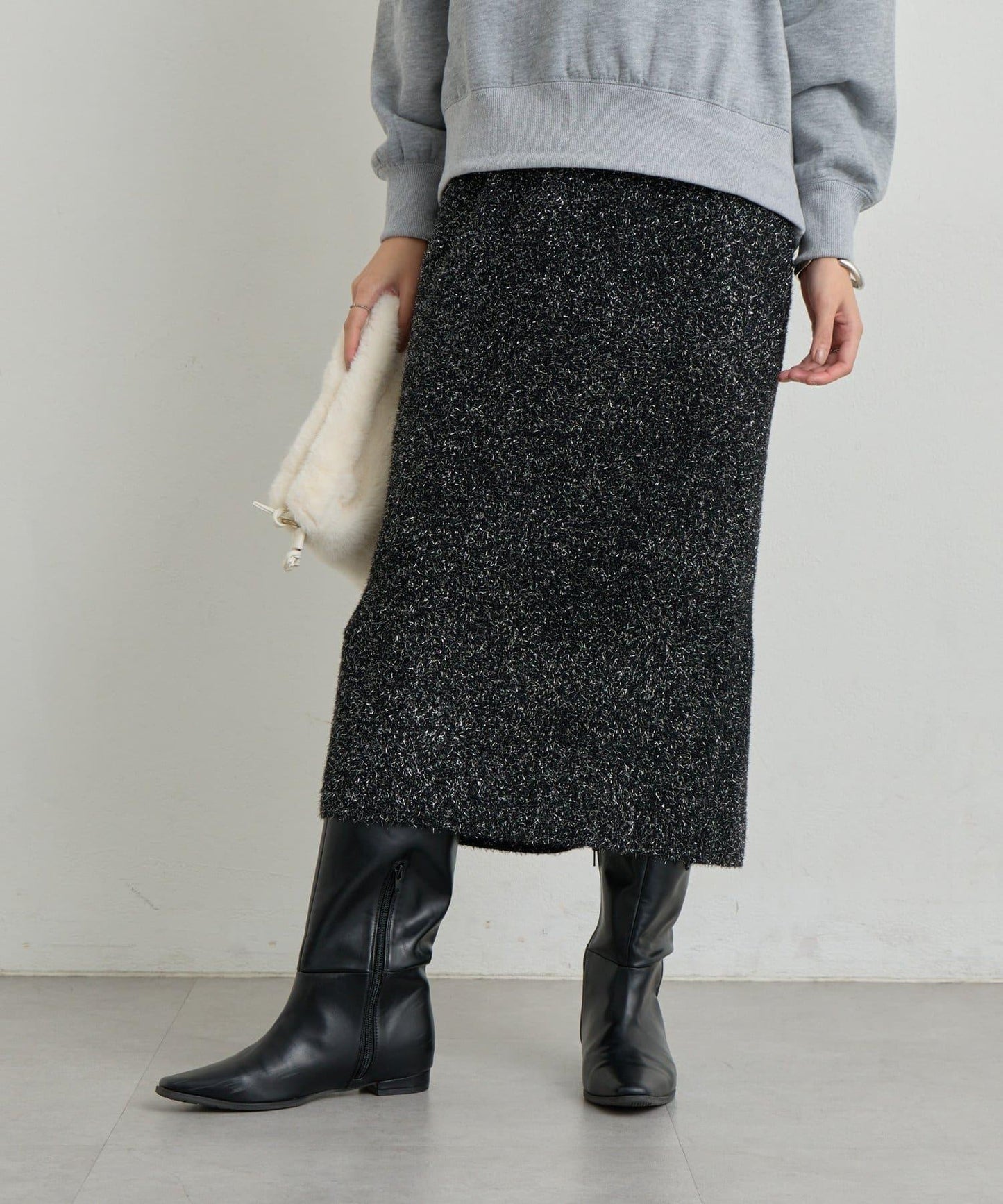 增添華麗感薄膜亮片針織修身半身裙