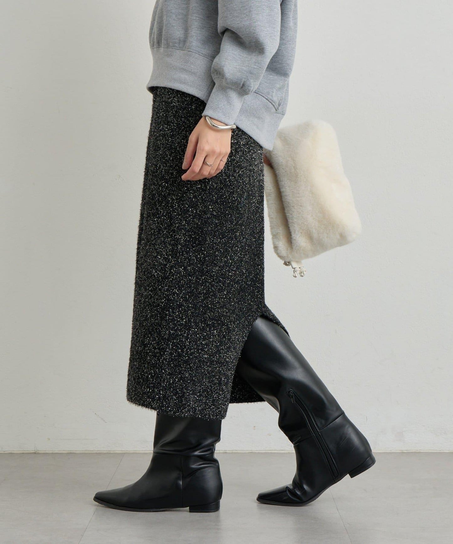 增添華麗感薄膜亮片針織修身半身裙