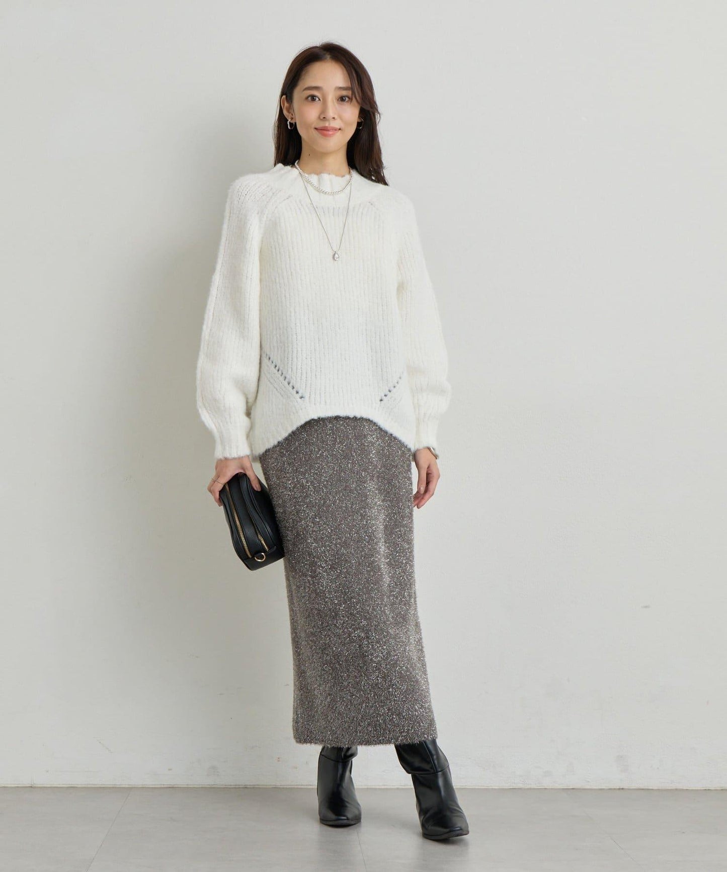 增添華麗感薄膜亮片針織修身半身裙