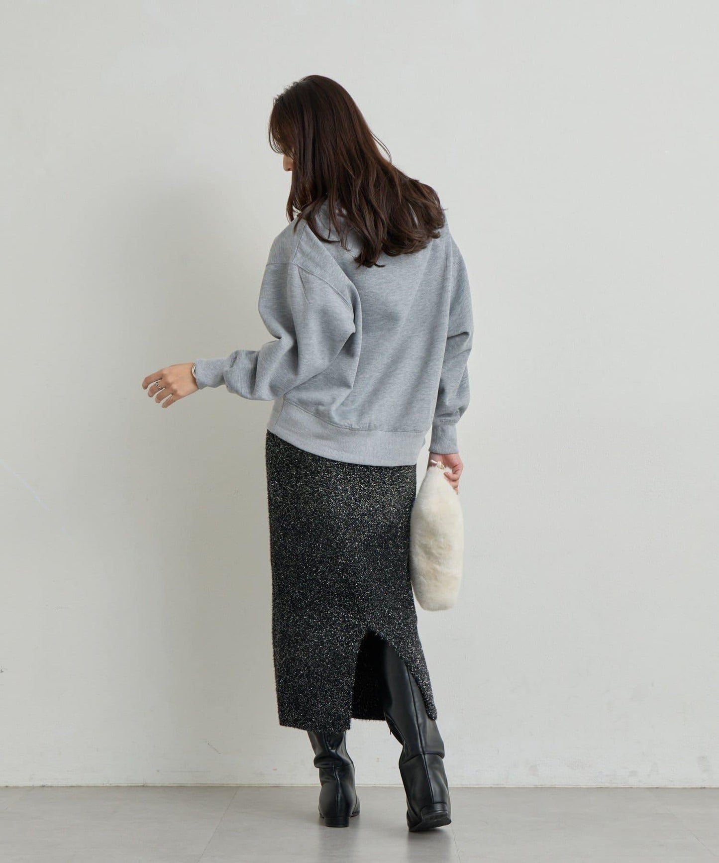 增添華麗感薄膜亮片針織修身半身裙