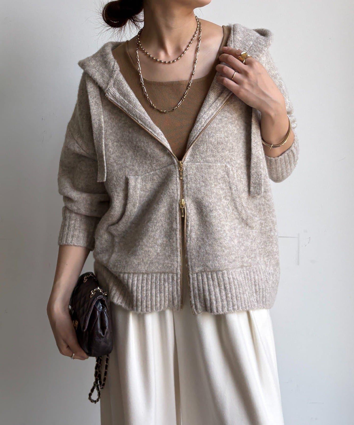 絨毛紗線拉鍊連帽衫