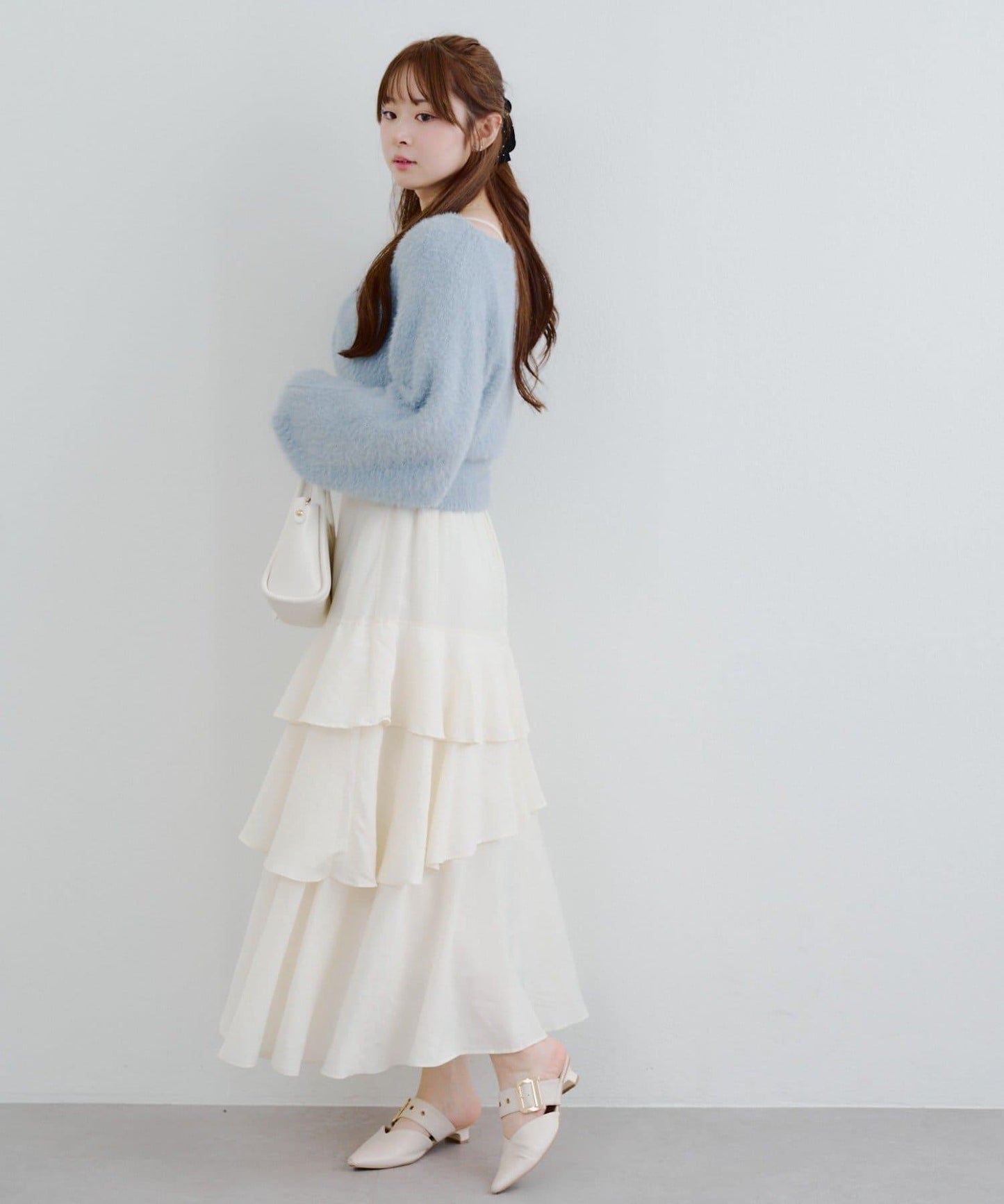 【2件套】吊帶+蝴蝶結羽毛針織衫