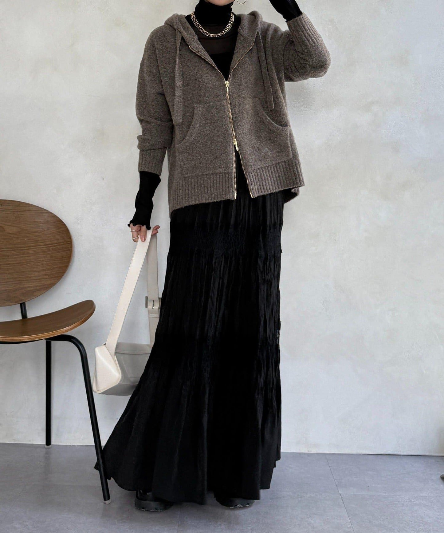 絨毛紗線拉鍊連帽衫