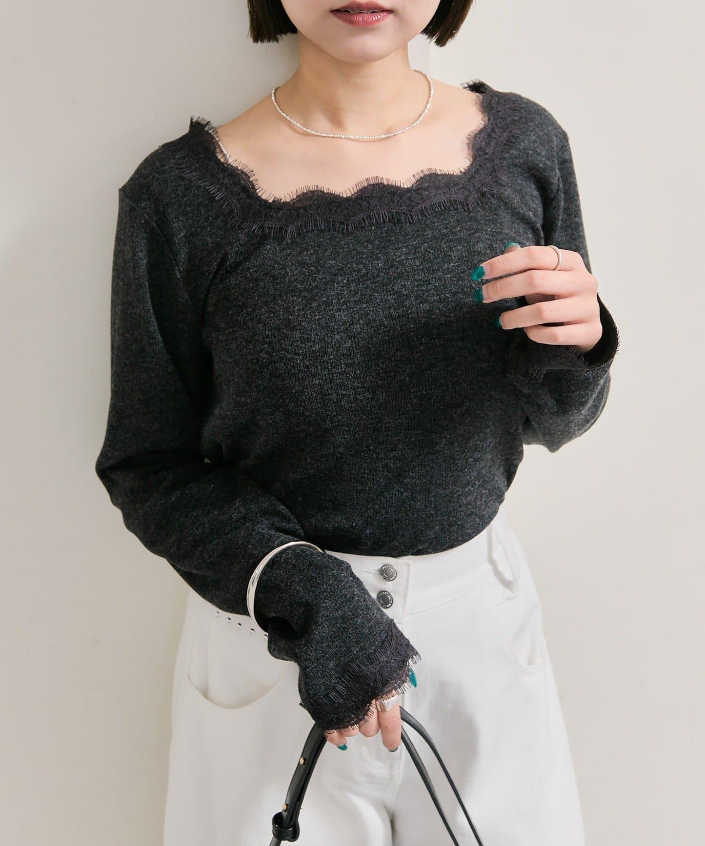 方領蕾絲長袖T恤