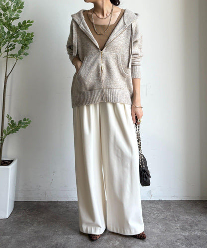 絨毛紗線拉鍊連帽衫