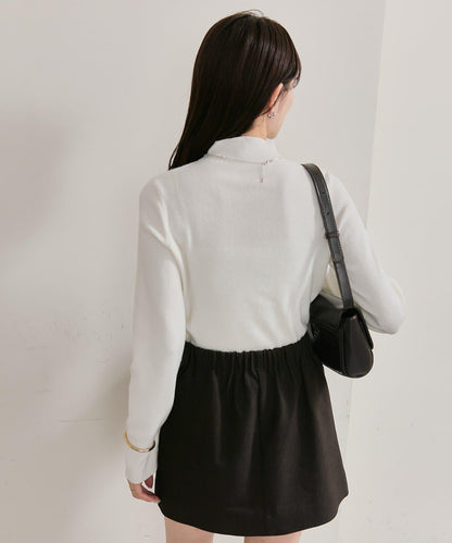 帶飾牌高領針織衫