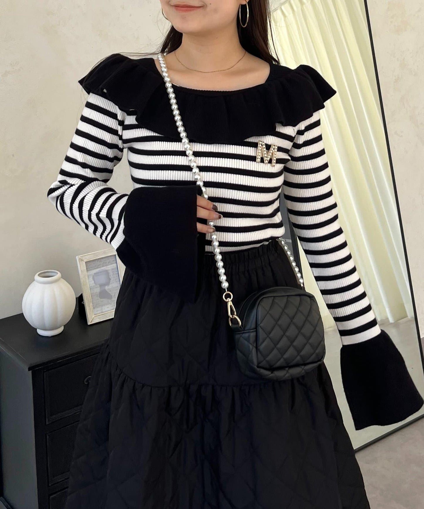 一字肩荷葉邊針織衫