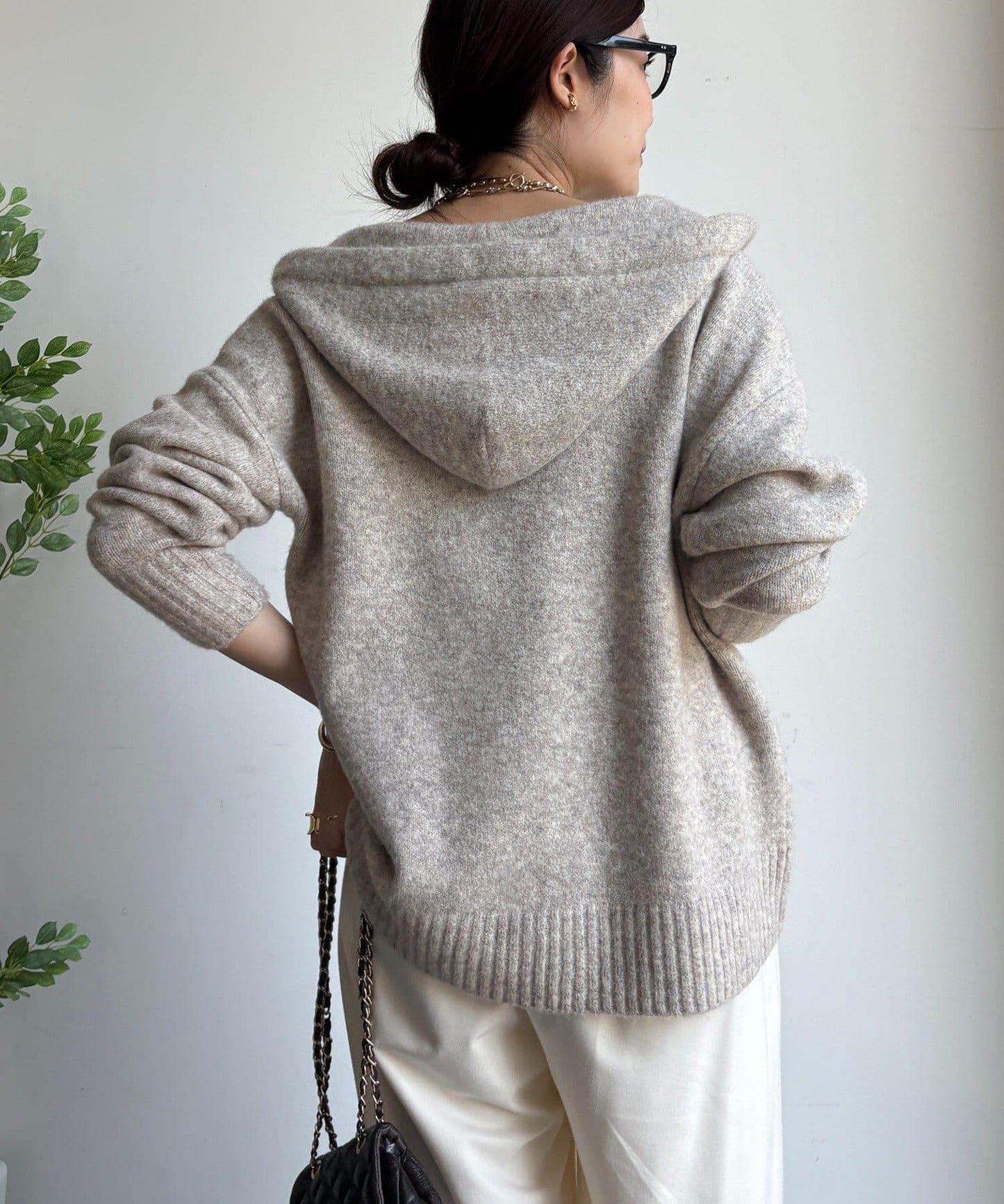 絨毛紗線拉鍊連帽衫