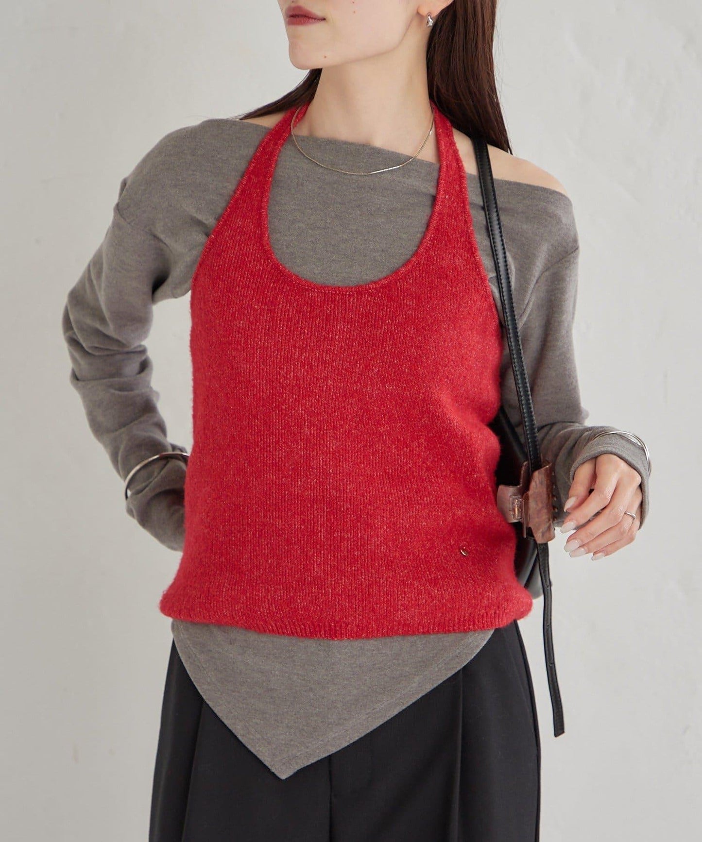 掛脖短款背心套裝長袖T恤