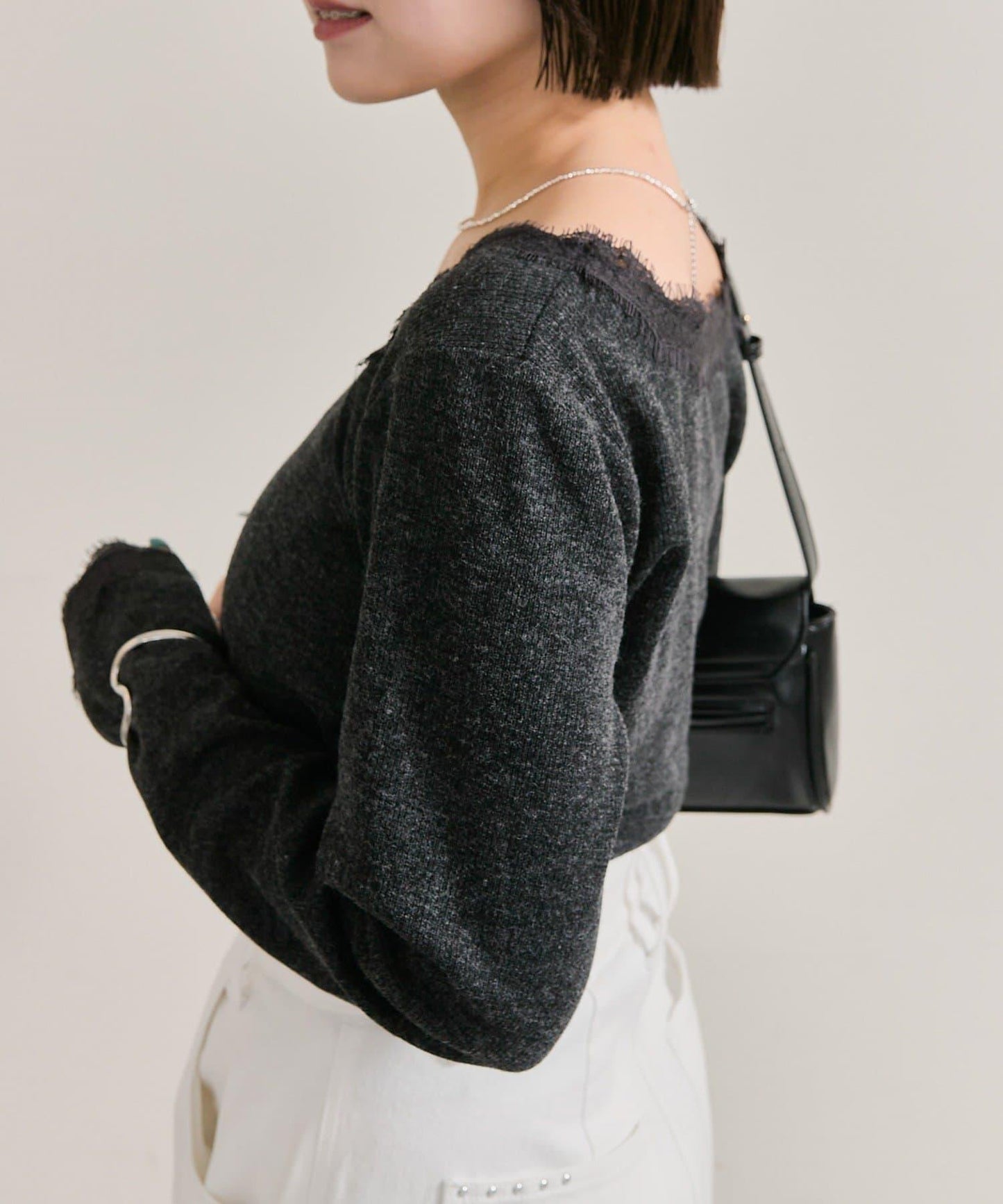 方領蕾絲長袖T恤