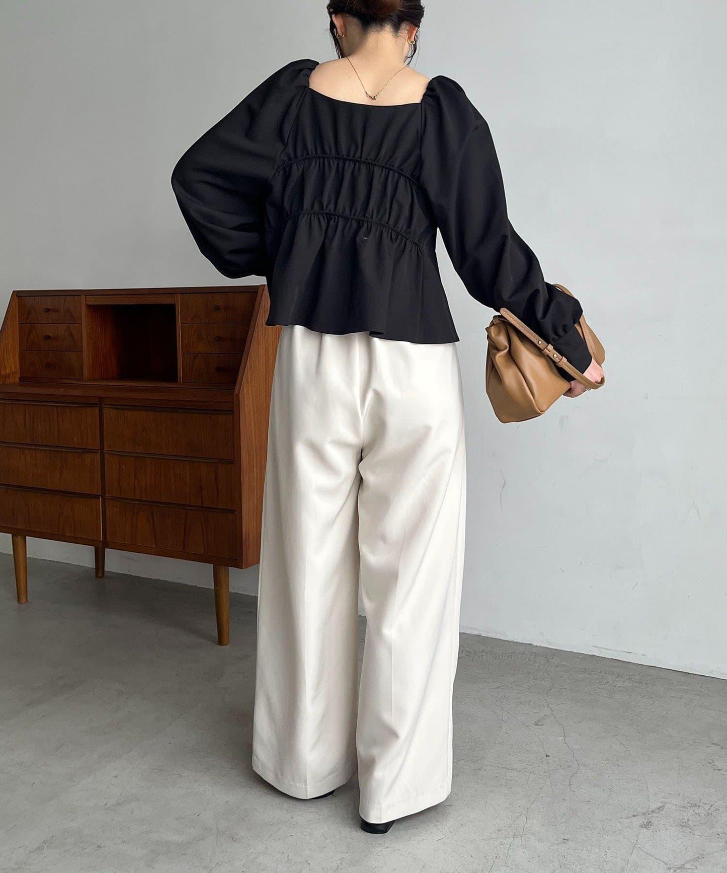 【前後兩穿設計】方領泡泡袖襯衫