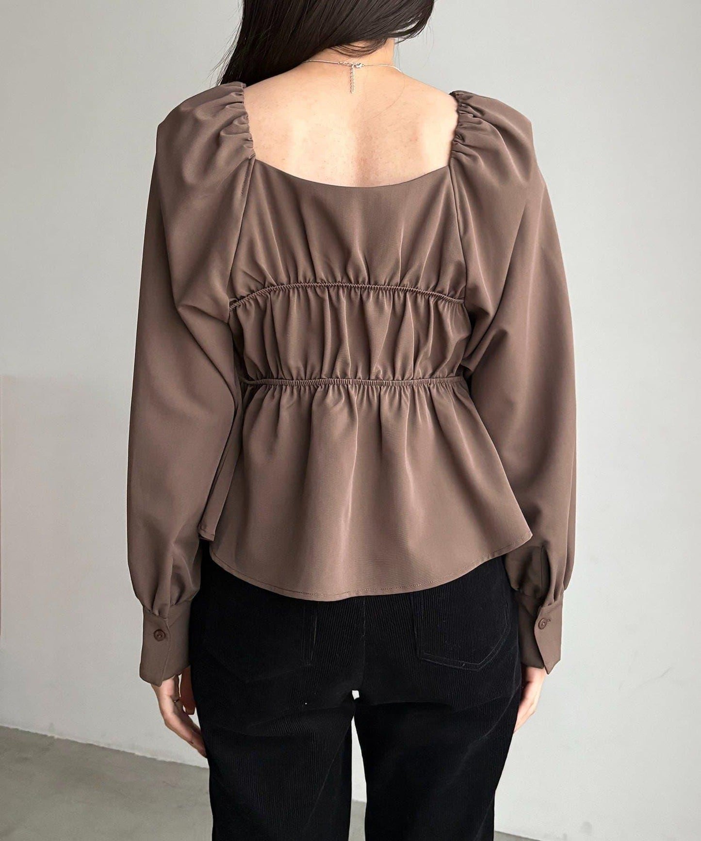 【前後兩穿設計】方領泡泡袖襯衫