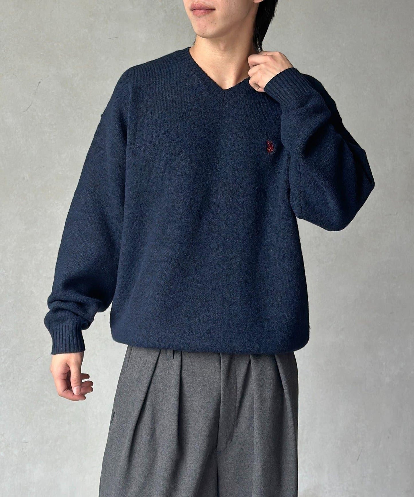 【U.S. POLO ASSN. 】V領針織套頭衫