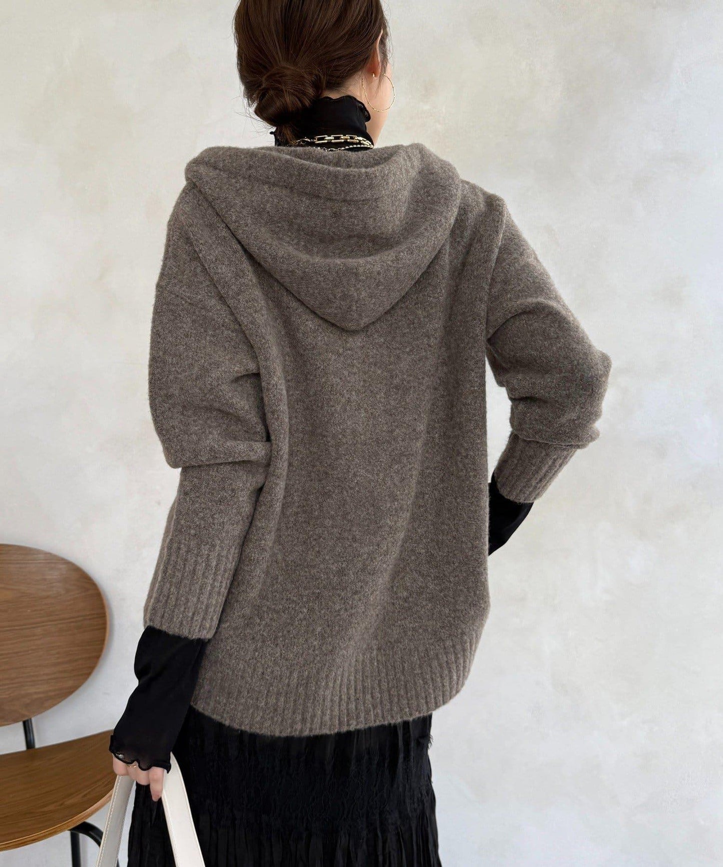 絨毛紗線拉鍊連帽衫