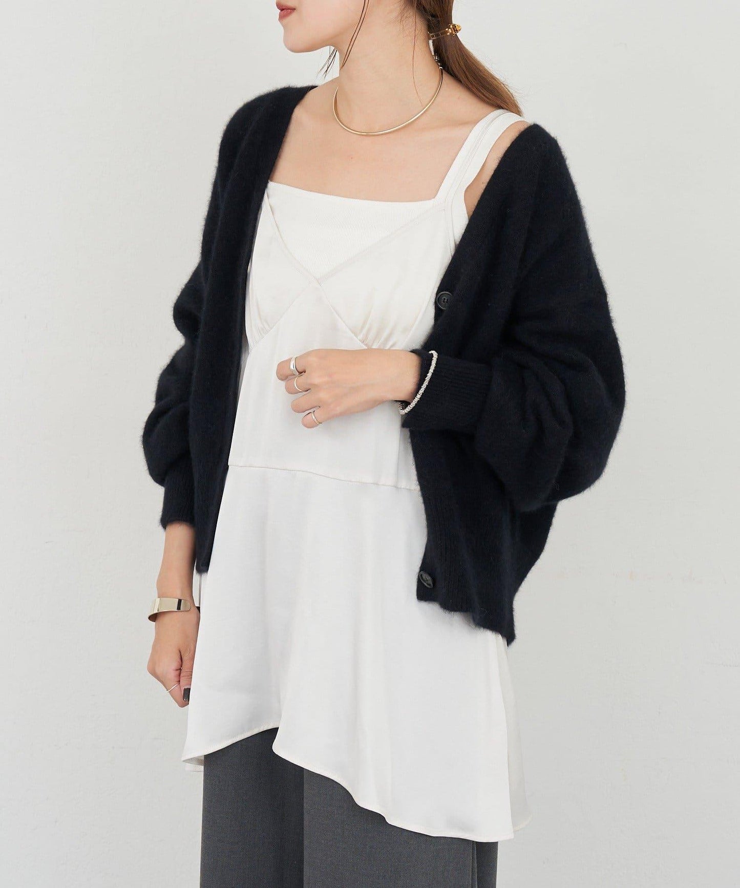 不規則下襬吊帶背心