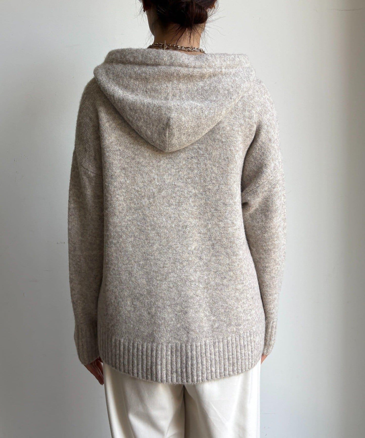 絨毛紗線拉鍊連帽衫