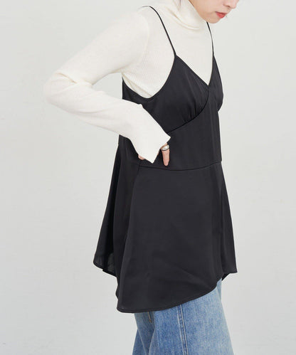 不規則下襬吊帶背心