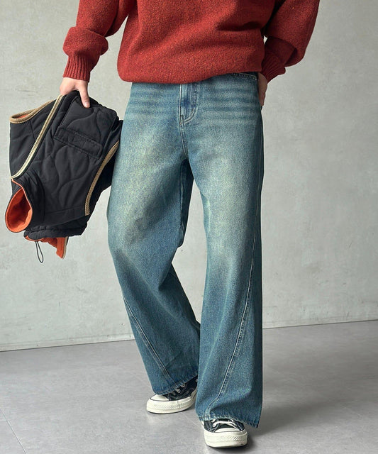 立體剪裁微喇牛仔褲