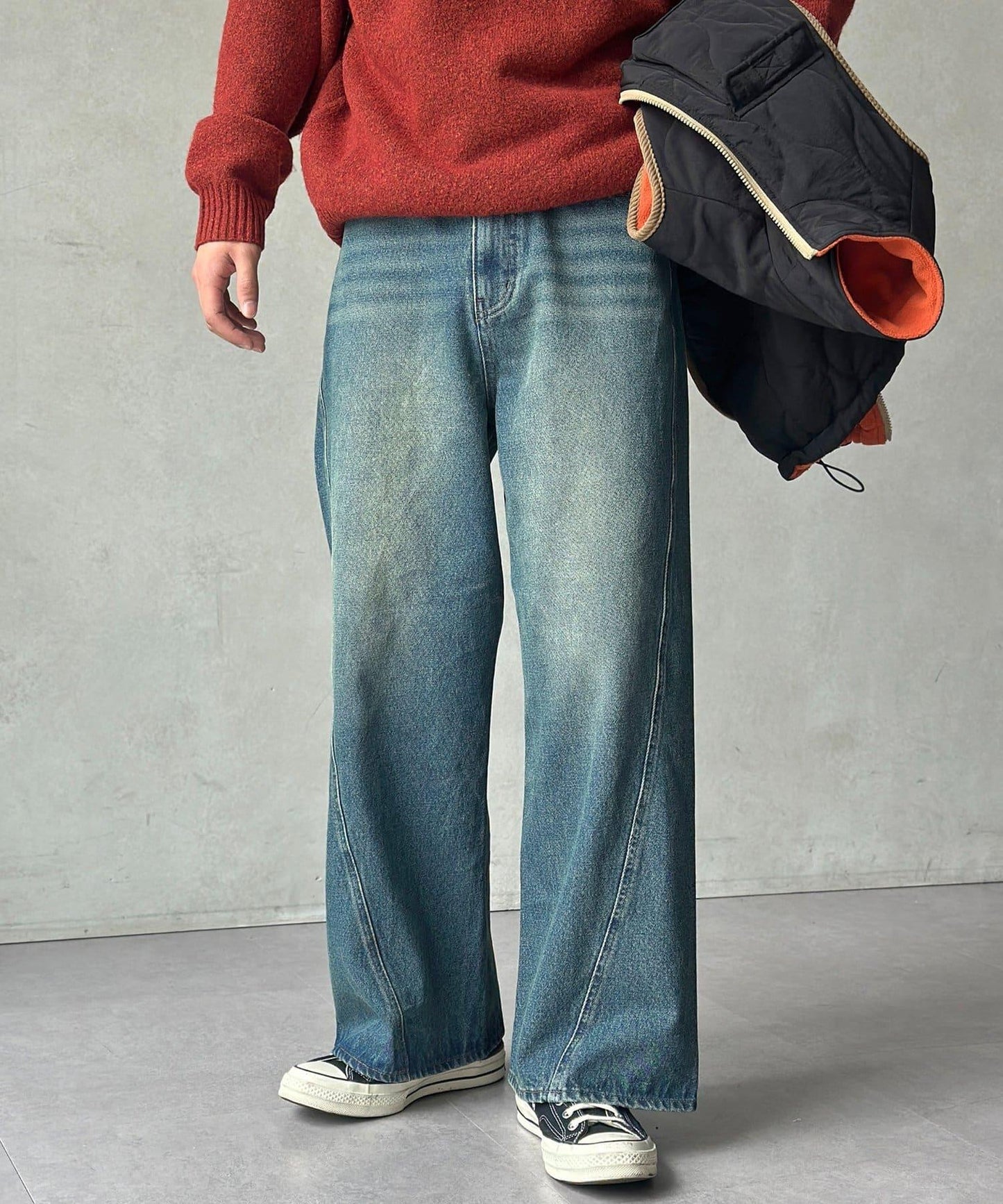 立體剪裁微喇牛仔褲