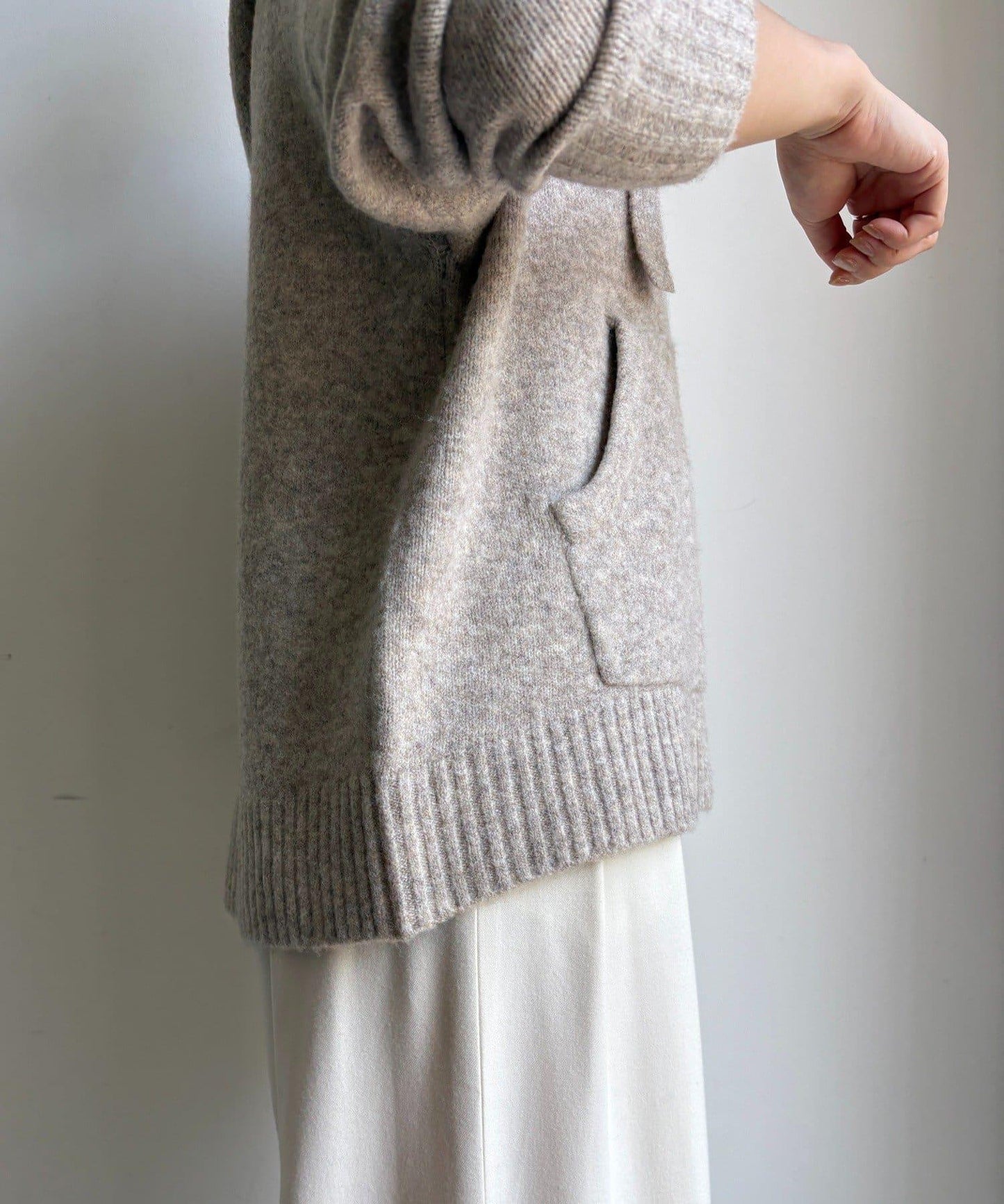 絨毛紗線拉鍊連帽衫