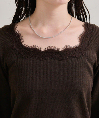 方領蕾絲長袖T恤