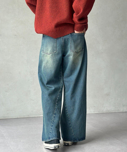 立體剪裁微喇牛仔褲