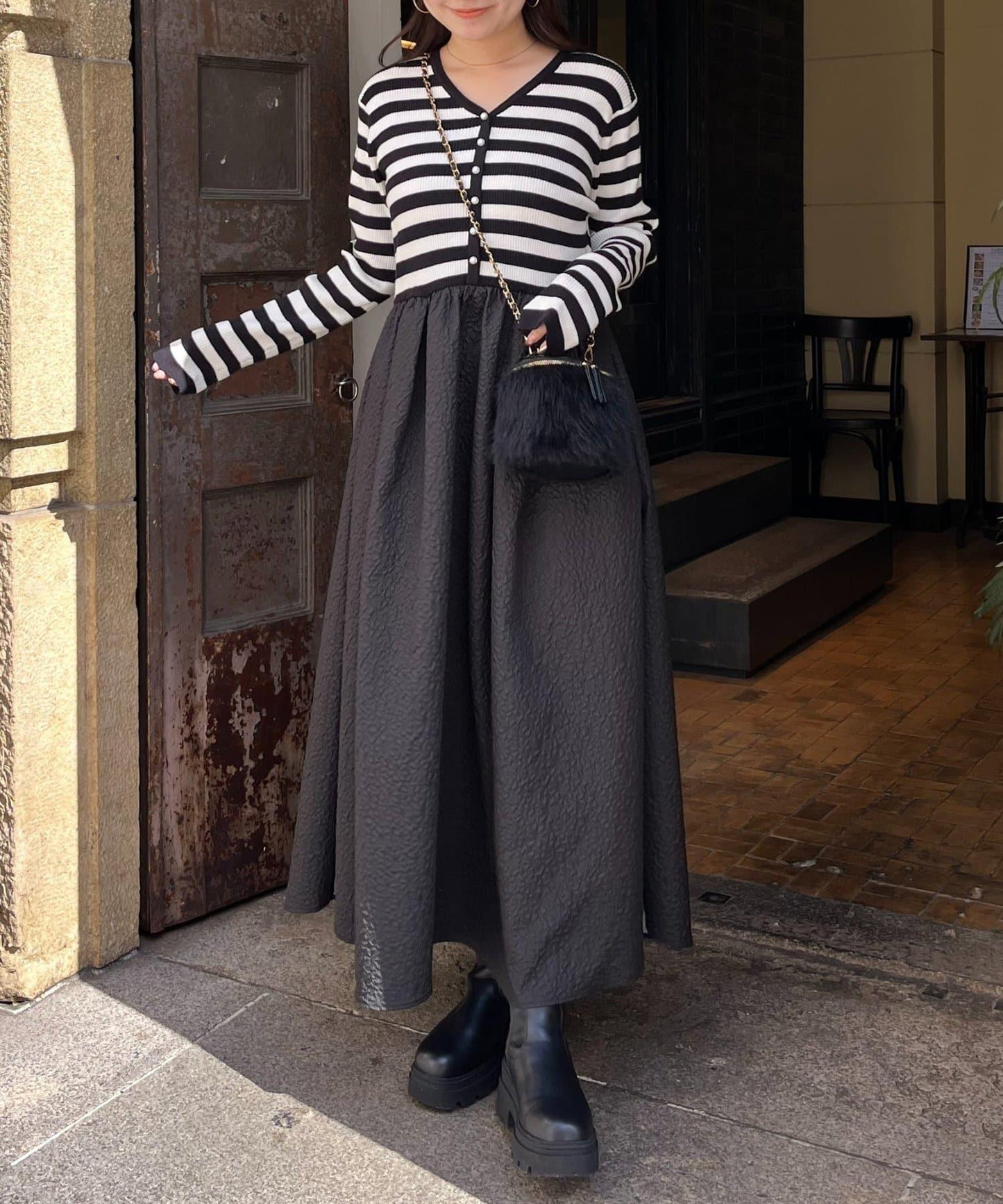 【前後兩穿】珍珠紐扣拼接喇叭連衣裙