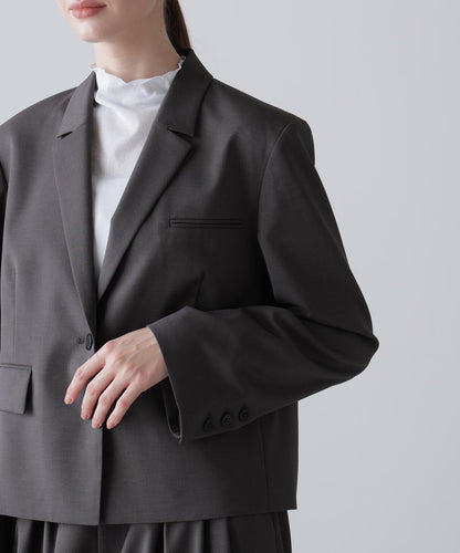 中性風交叉西裝夾克