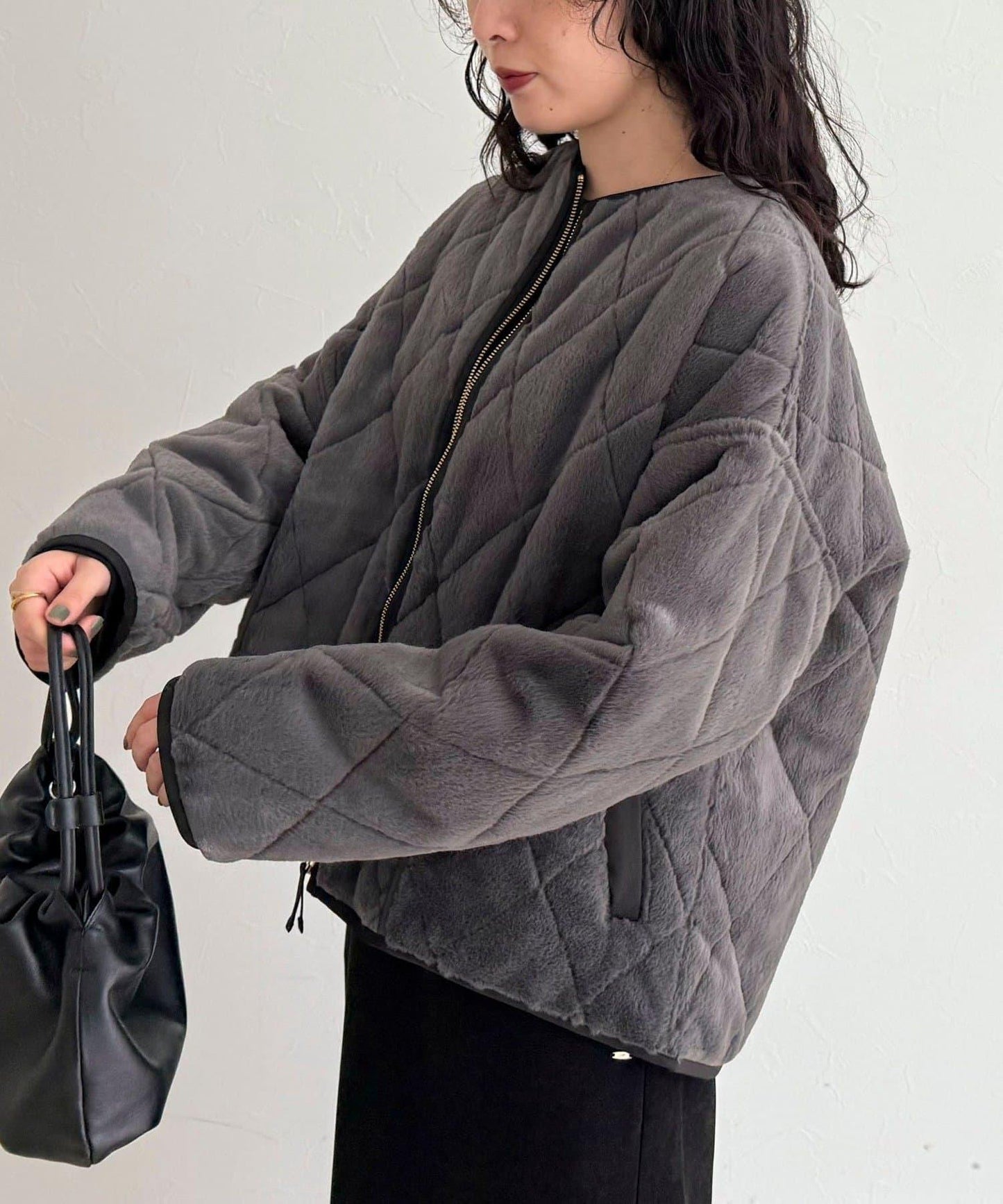 毛絨絎縫拉鍊大衣