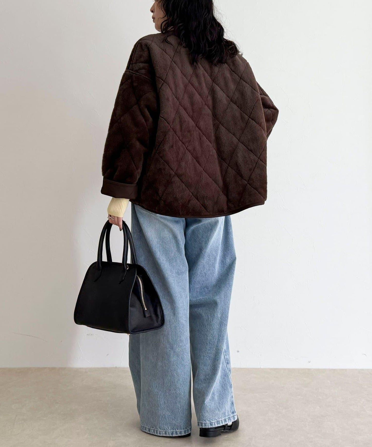 毛絨絎縫拉鍊大衣