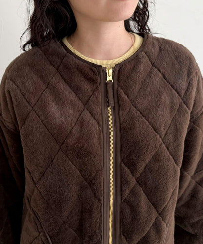 毛絨絎縫拉鍊大衣