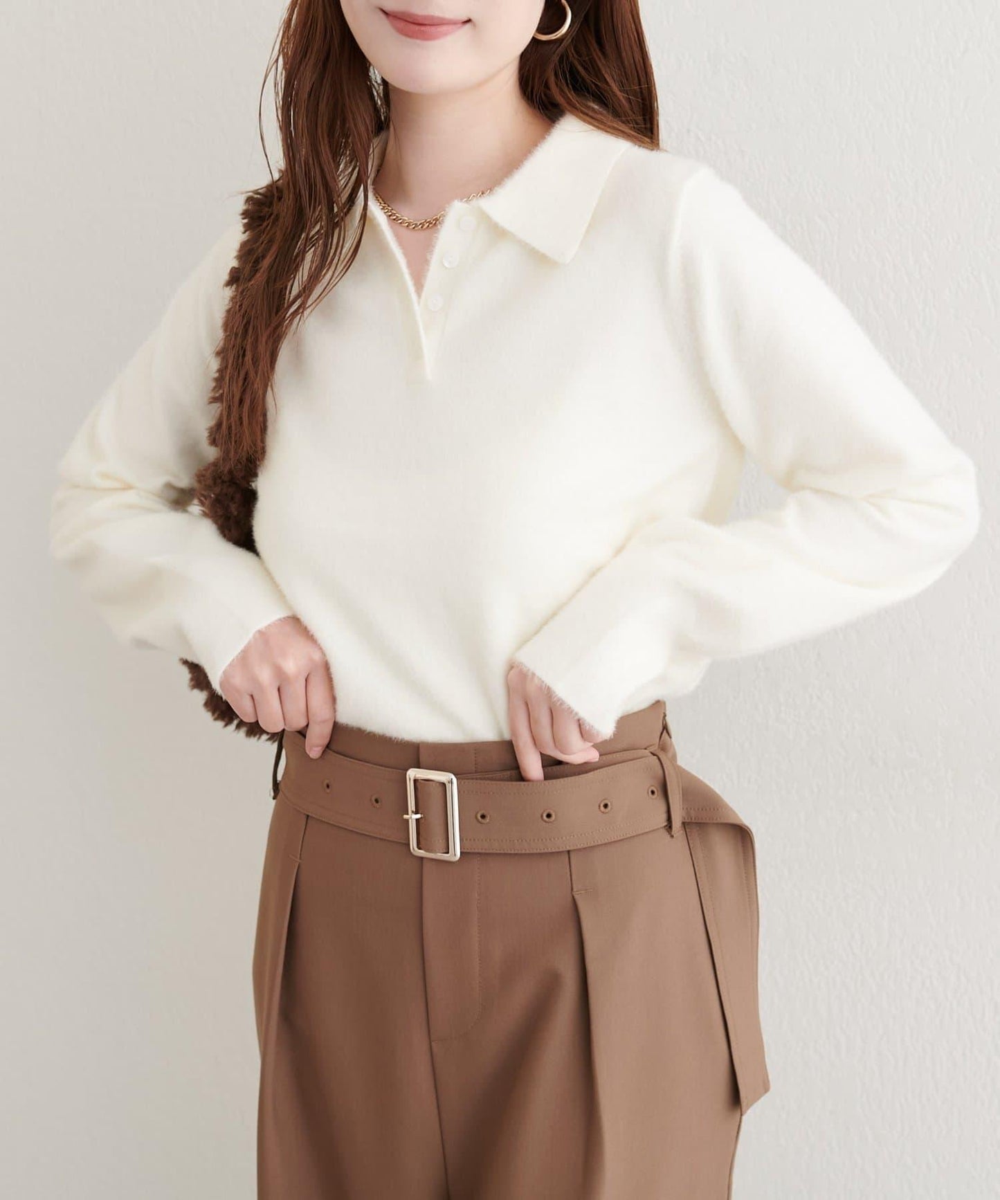 柔軟長絨帶領針織衫