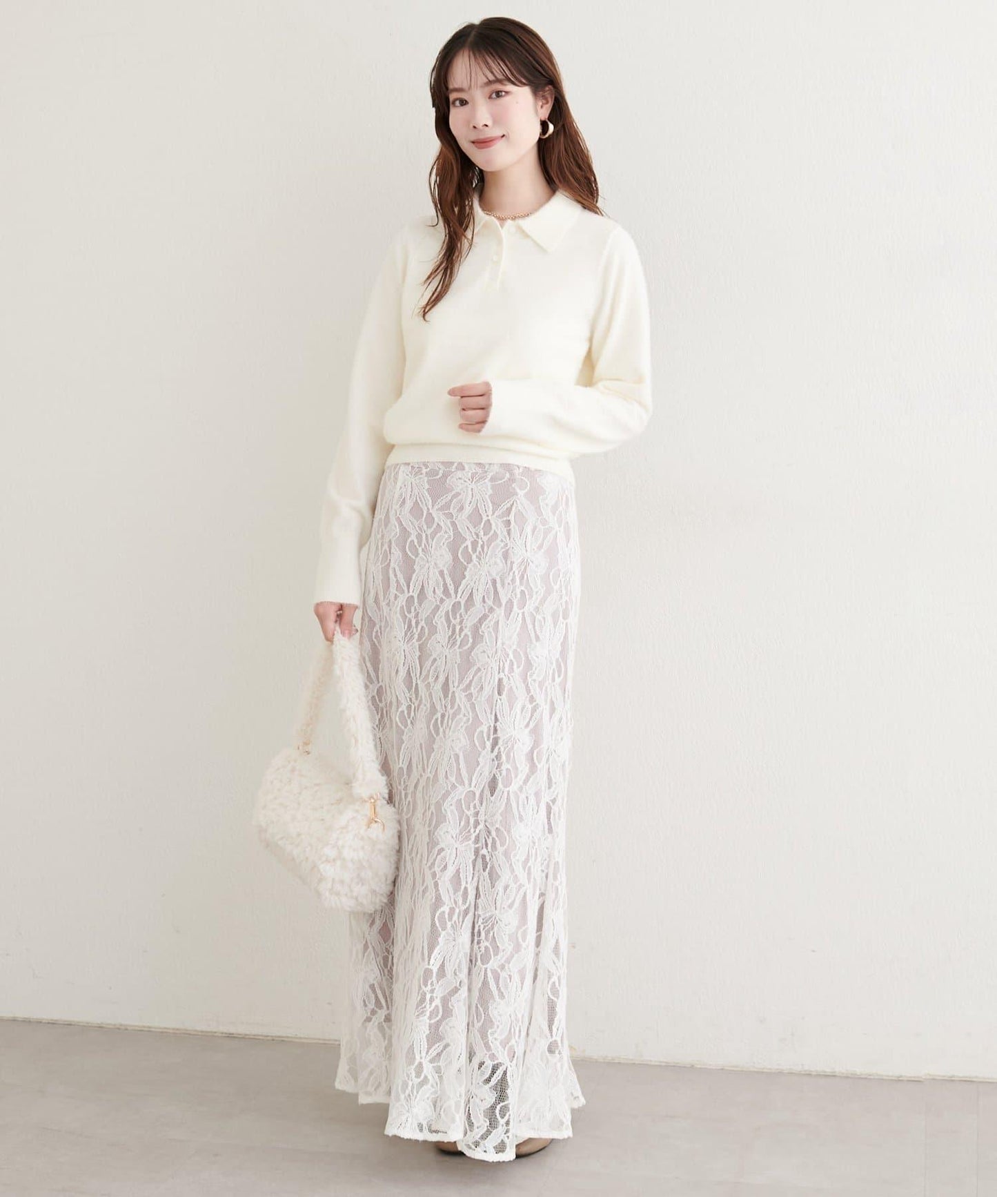 柔軟長絨帶領針織衫