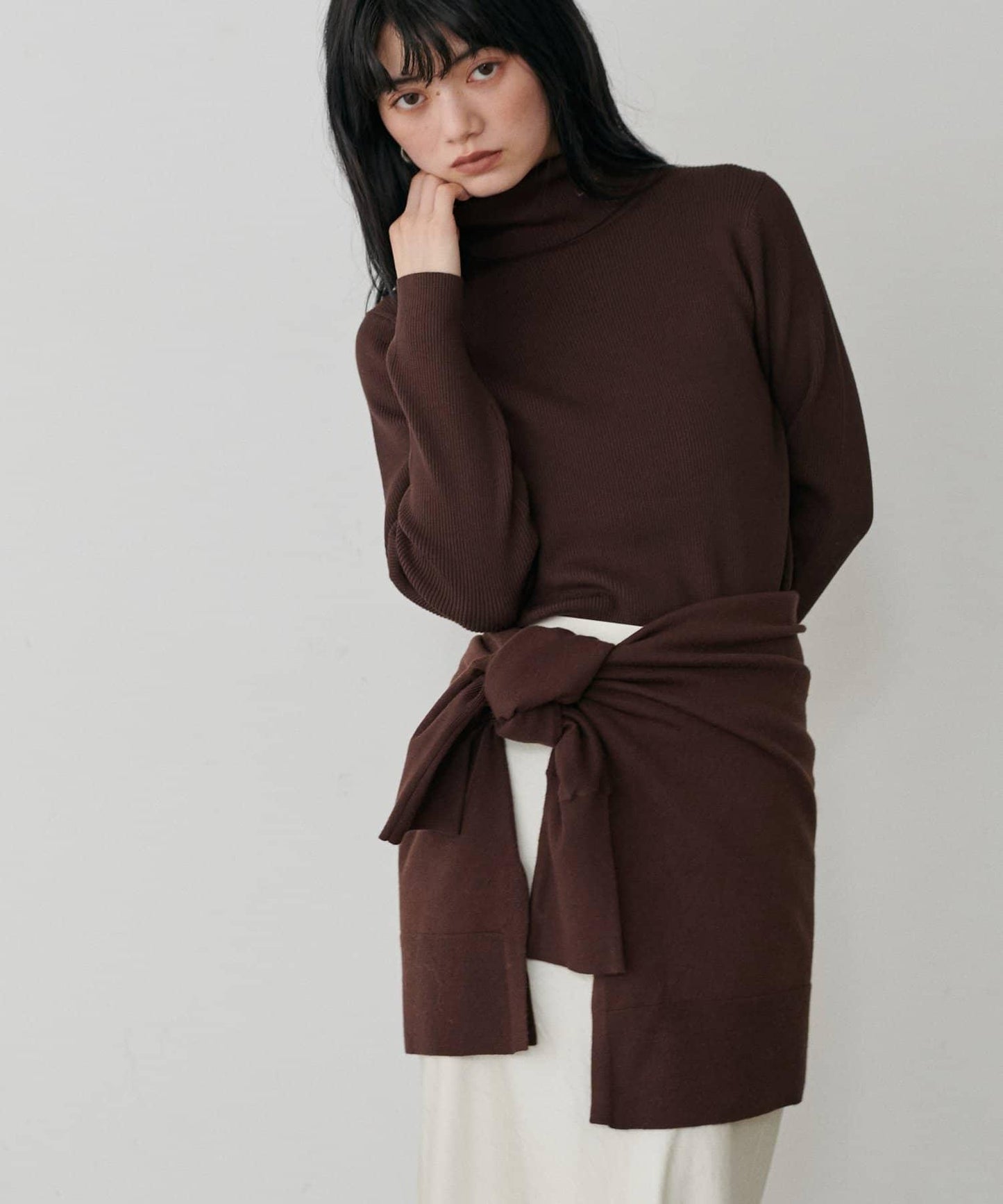 LARUTA標誌刺繡羅紋高領衫