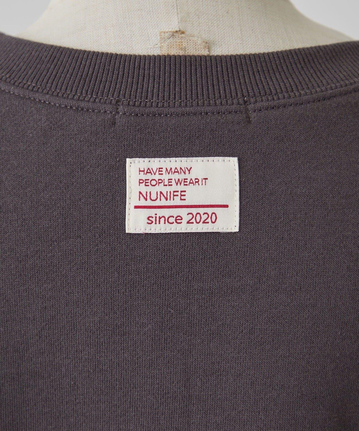 【NUNIFE】開叉加絨衛衣