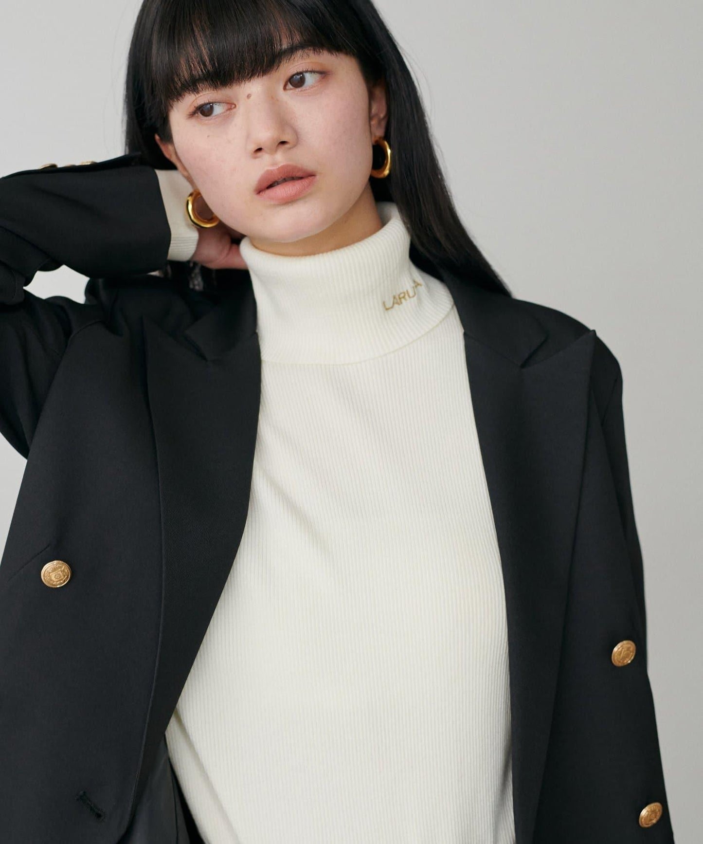 LARUTA標誌刺繡羅紋高領衫