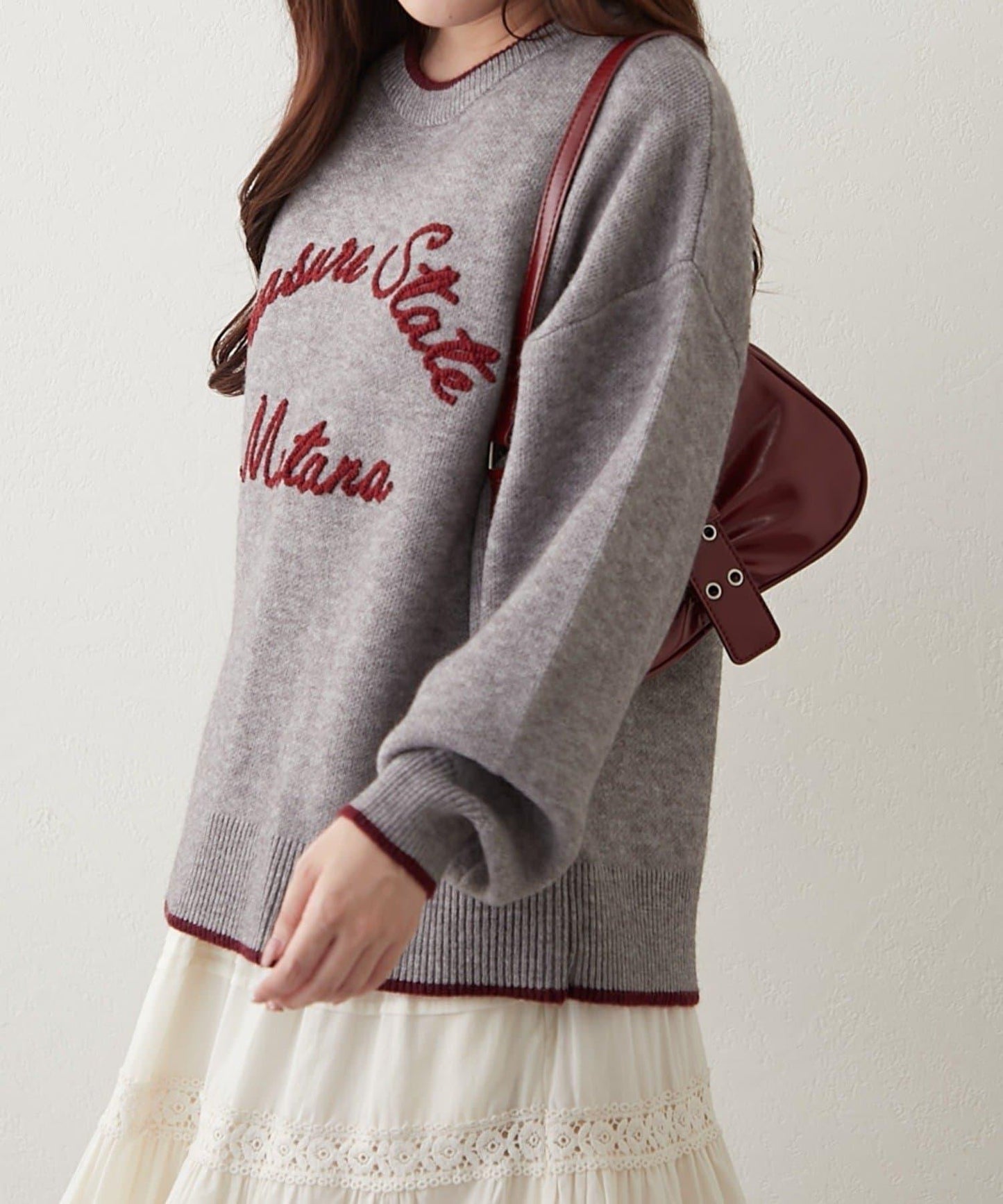 【NAO】繡花字母標誌套頭衫