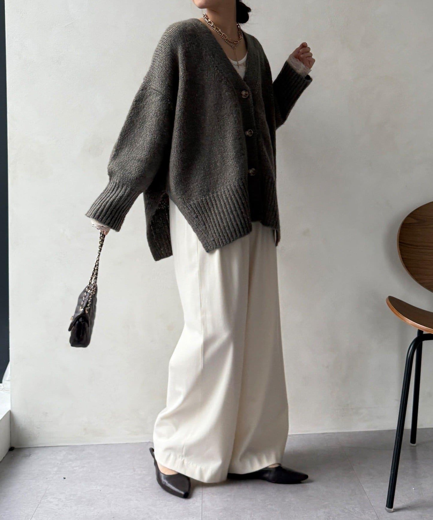 寬鬆版型V領針織開衫