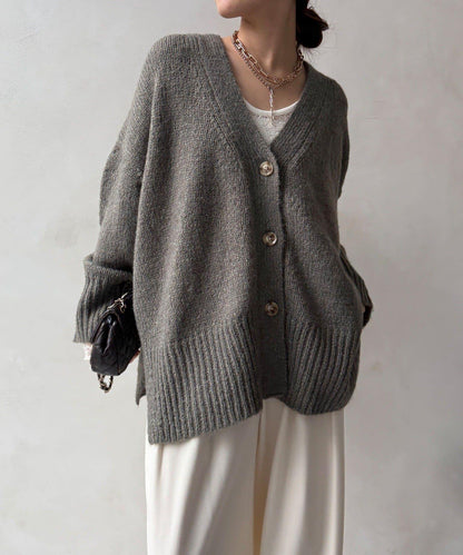 寬鬆版型V領針織開衫